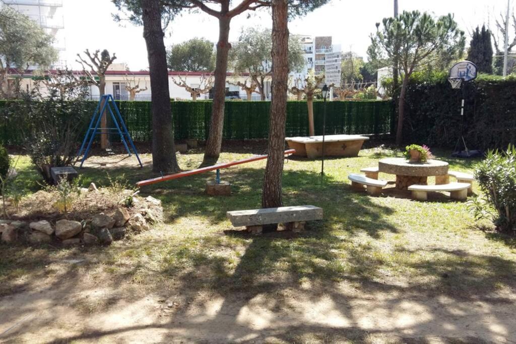 Apartamento al lado de la playa con parking y jardín Platja d'Aro Exterior foto
